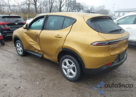 2024 Dodge Hornet Gt z USA, uszkodzony, nr VIN ZACNDFAN4R3A43018